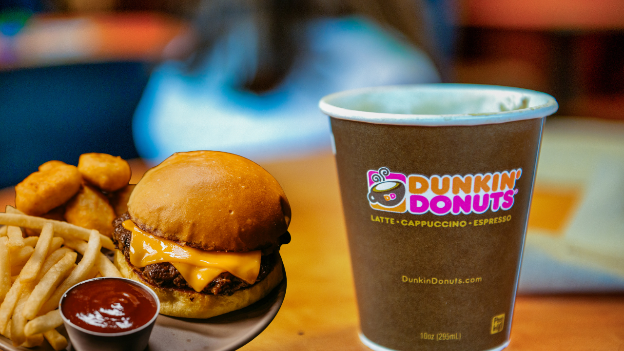 Dunkin Donuts Breakfast Menu Prices 2026, Hours & Nutrition